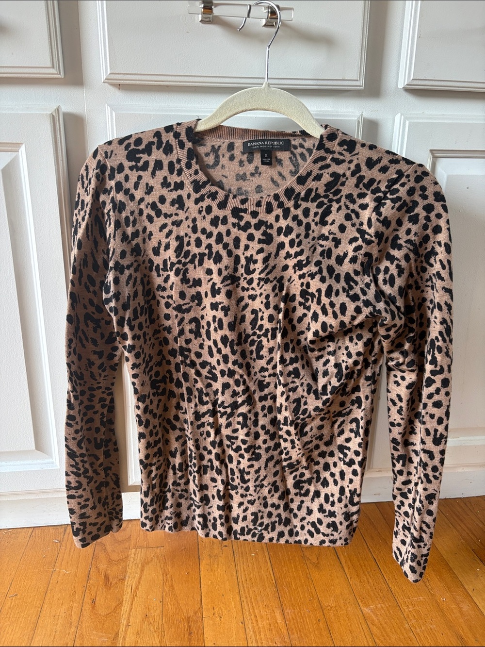 Banana Republic Leopard Print Crewneck Sweater - Tan & Black